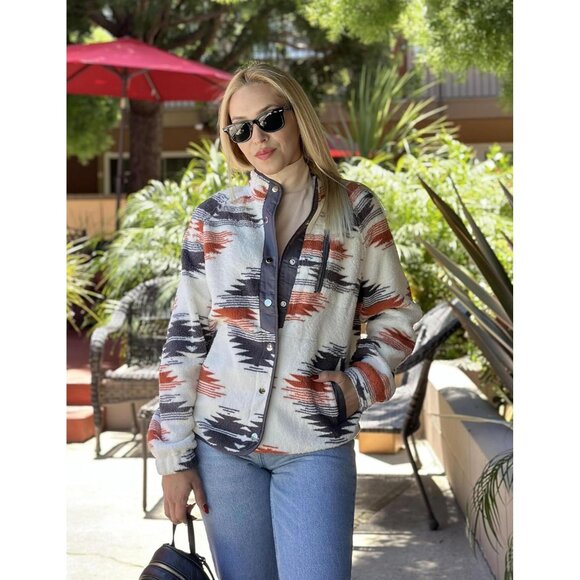 Women's Cozy Fleece Jacket - Western Aztec Print, Snap Button, X-Large Apricot - Picture 5 of 5